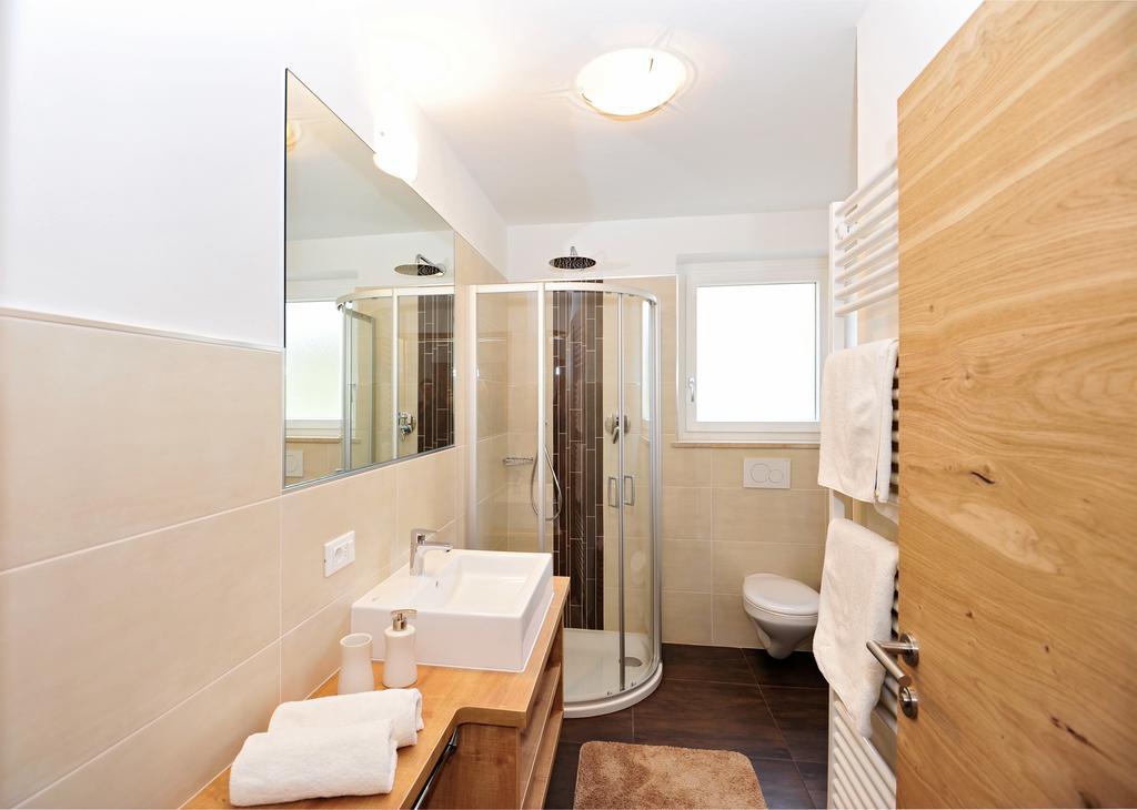 One-Bedroom Apartment,1574746322:JPEG